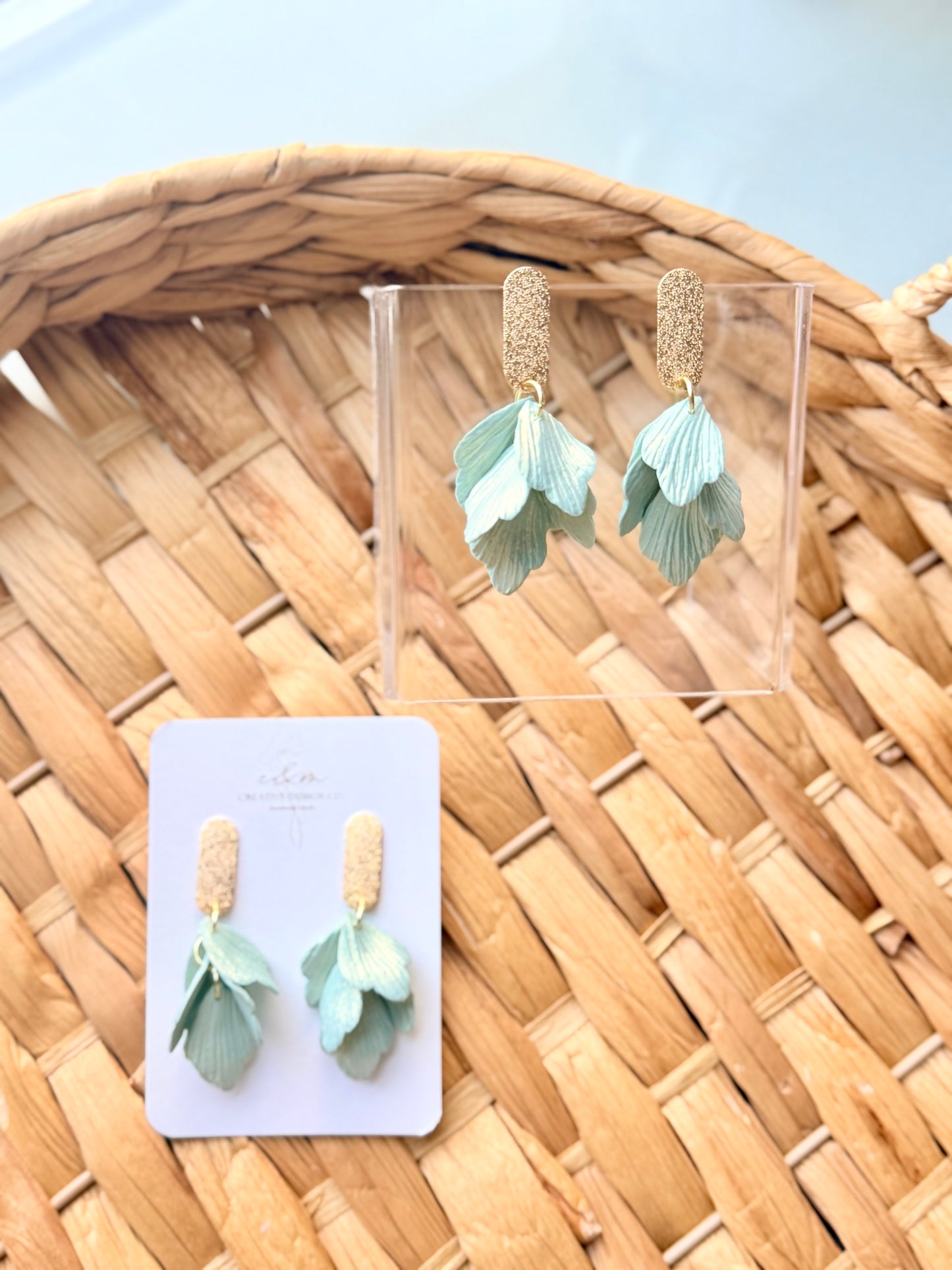 Shimmery Petal Earrings (multiple choices)