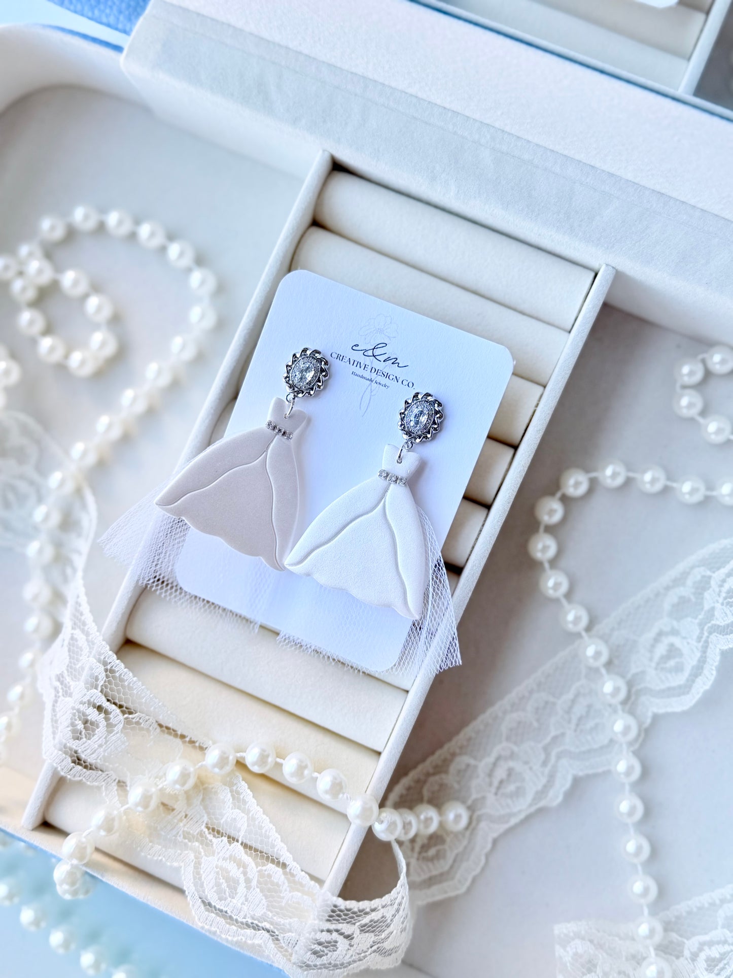 Vow & Veil Earrings