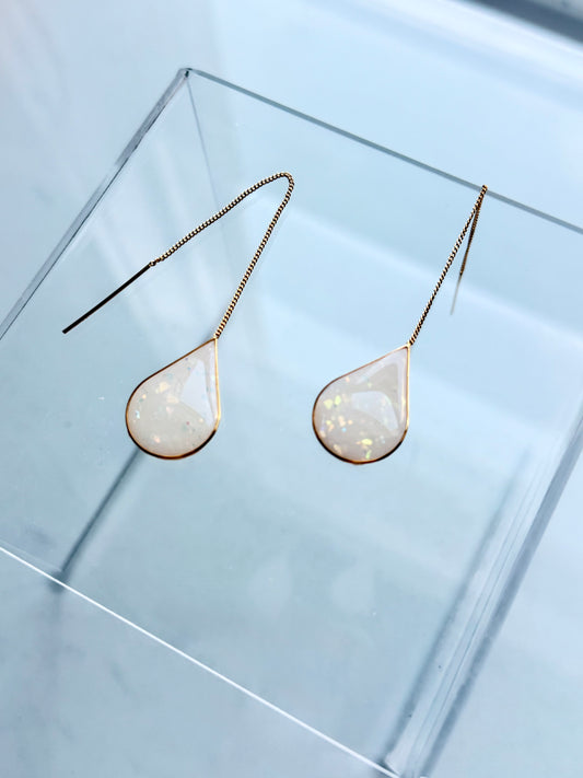 Dainty chain opal teardrop