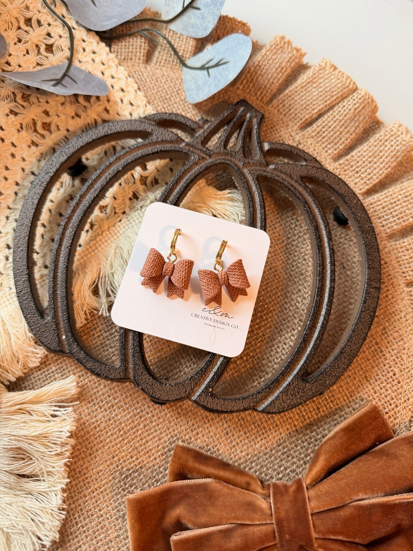 Cinnamon Bows